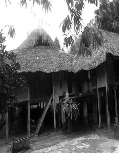 Дом на сваях народности Таи в провинции Хазянг - ảnh 2